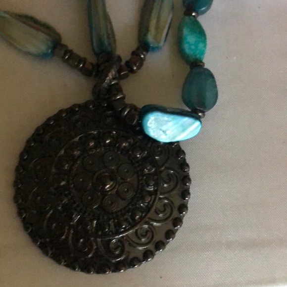 Set - Picture 2 of 3